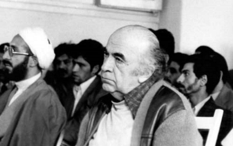 معماهای هویدا: از دین تا اعدام و محل دفن